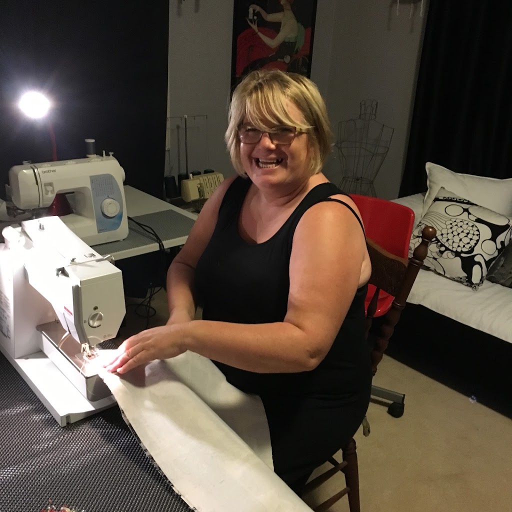 Aloise Mae Sewing Studio - Sewing Lessons and Classes | 297 Westlake Dr, Westlake QLD 4074, Australia | Phone: 0428 156 462