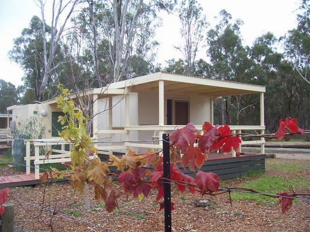 River Bend Caravan Park | rv park | 1134 Stewarts Bridge Rd, Echuca VIC 3564, Australia | 0354826650 OR +61 3 5482 6650