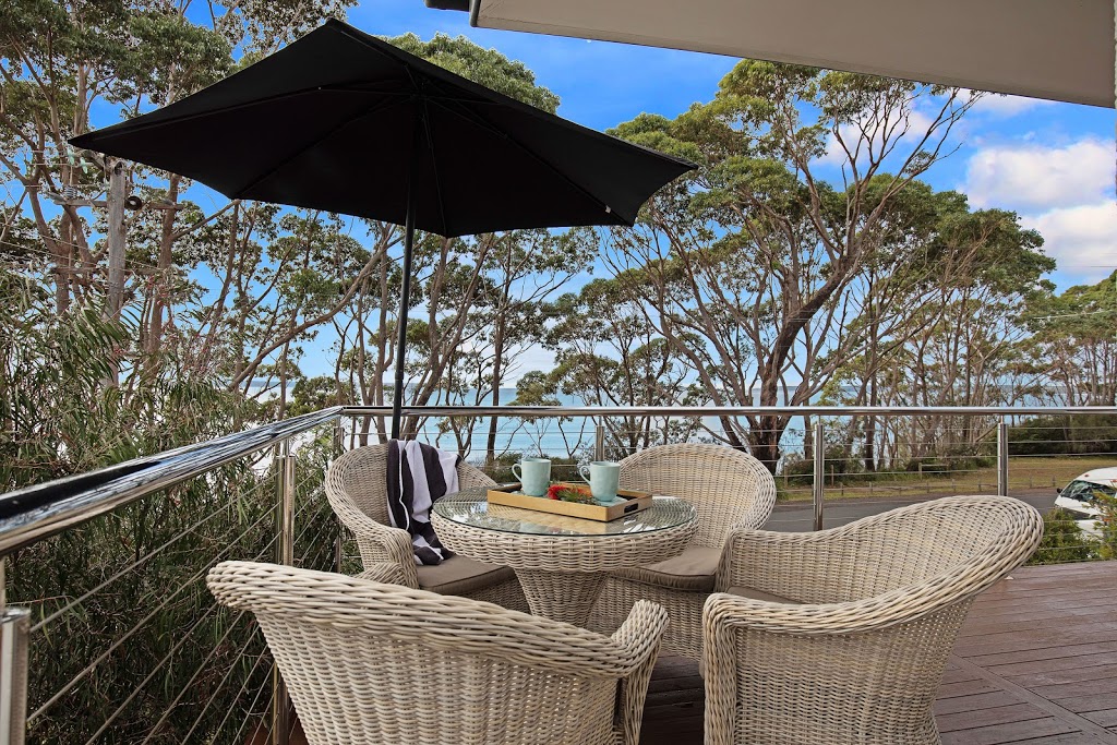 Escape to Hyams Beach | Jervis Bay Rentals | 19 Cyrus St, Hyams Beach NSW 2540, Australia | Phone: (02) 4407 6007