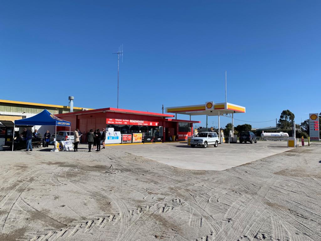 Shell | gas station | 6323 Murray Valley Hwy, Cohuna VIC 3568, Australia | 0354564455 OR +61 3 5456 4455
