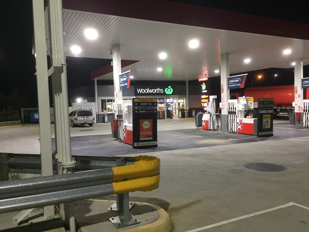 Caltex Woolworths | gas station | 4 Cardinia Rd, Officer VIC 3809, Australia | 0359418041 OR +61 3 5941 8041
