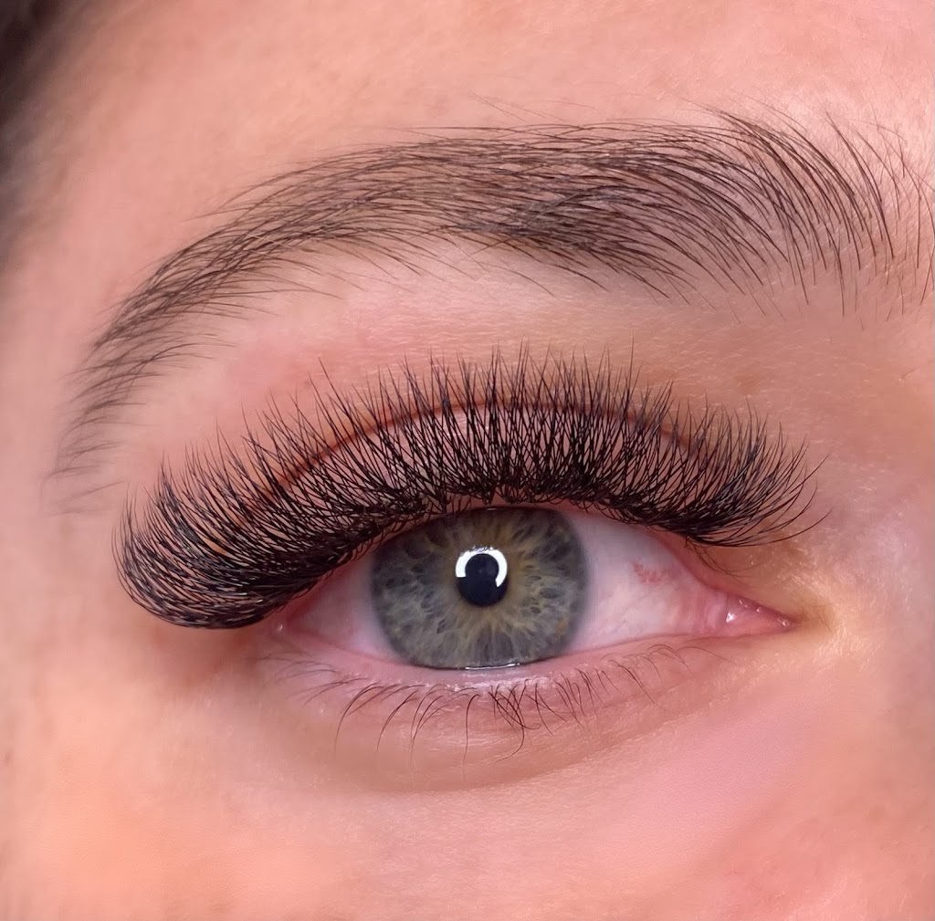 Molly Adriana Lash Artistry | 174 B Osborne St, Nowra NSW 2541, Australia | Phone: 0423 732 934