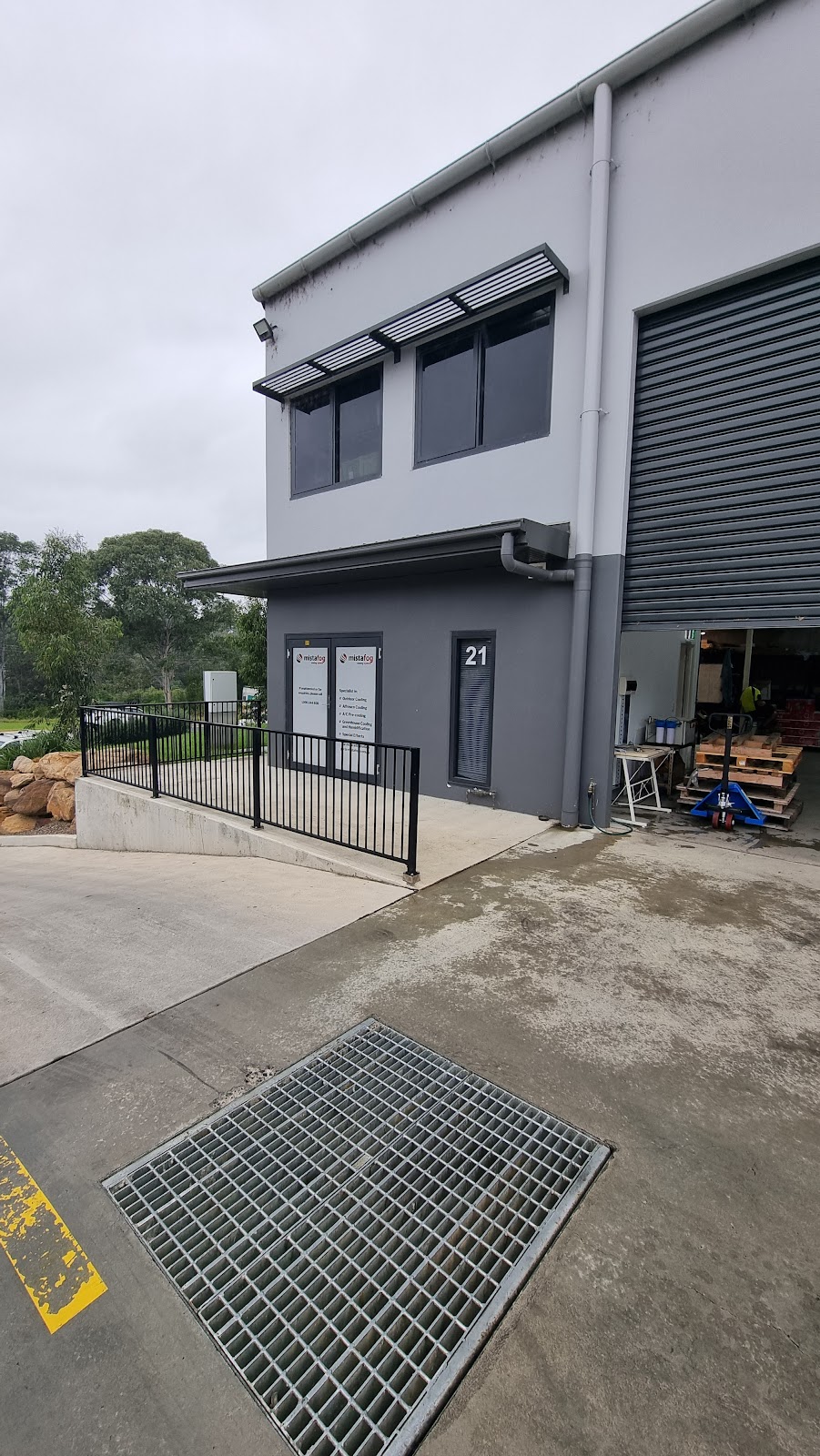 Mistafog | Outdoor Cooling | Misting Systems | Unit 21/70 Bridge St, Picton NSW 2571, Australia | Phone: 1300 244 800