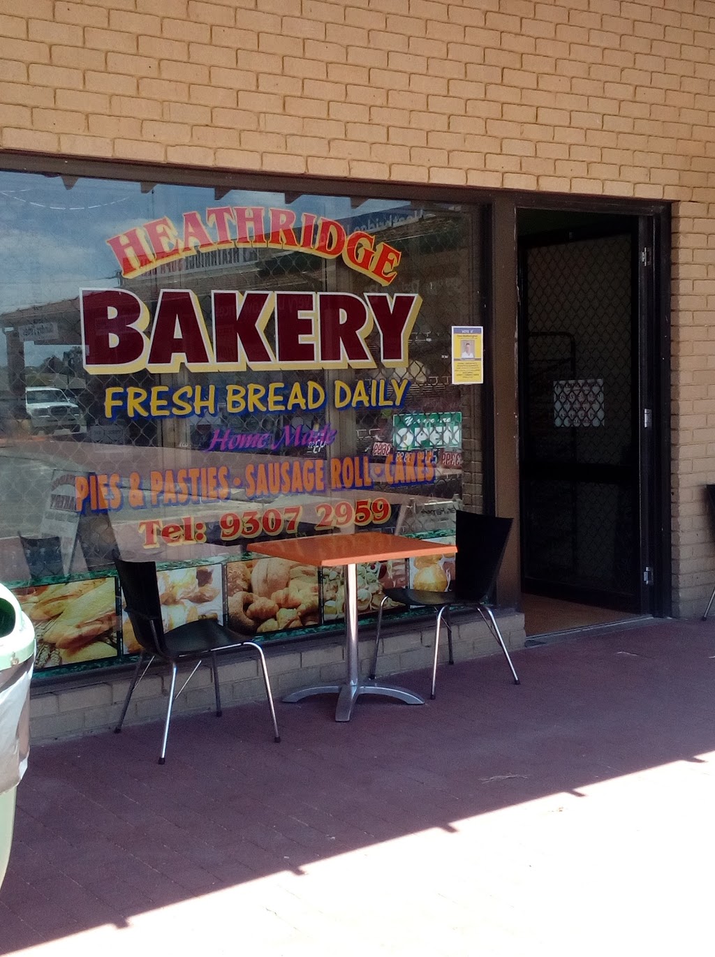 Mardi Gras Bakery | bakery | 7/1 Glenelg Pl, Connolly WA 6027, Australia | 0893011109 OR +61 8 9301 1109