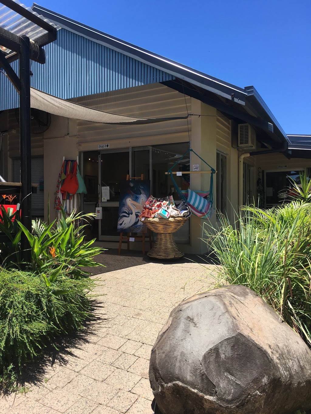 Helen Wiltshire Gallery | Shop 8 Beachtown, Porter Promenade, The Village Green, Mission Beach QLD 4852, Australia | Phone: (07) 4068 7280