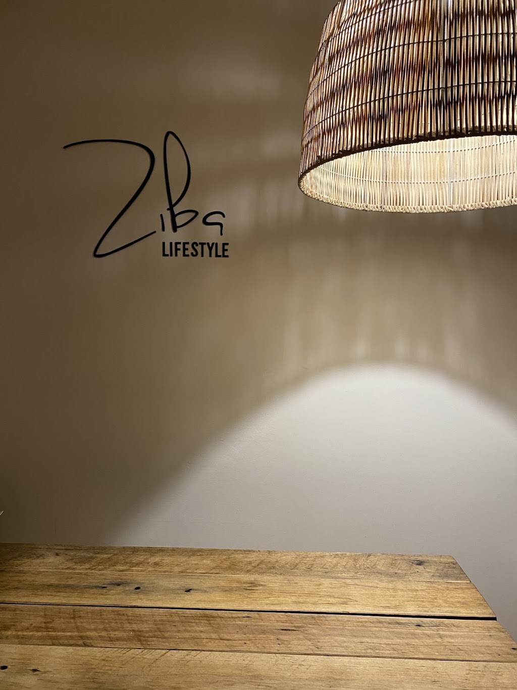 Ziba Lifestyle Gerringong | clothing store | 137a Fern St, Gerringong NSW 2534, Australia | 0242341140 OR +61 2 4234 1140