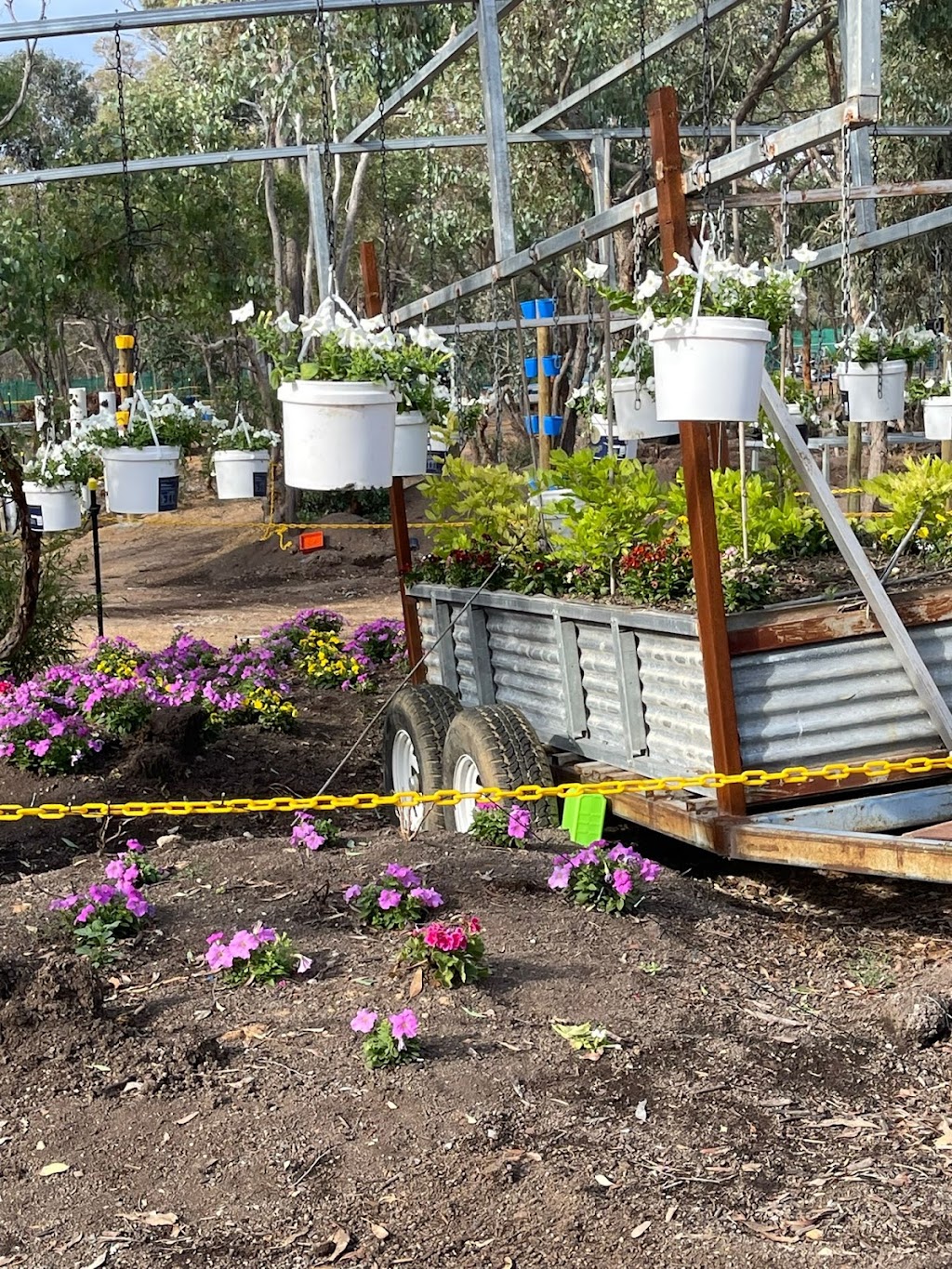 Kris Hobby Farm | 109 Junortoun Rd, Junortoun VIC 3551, Australia | Phone: 0468 462 192