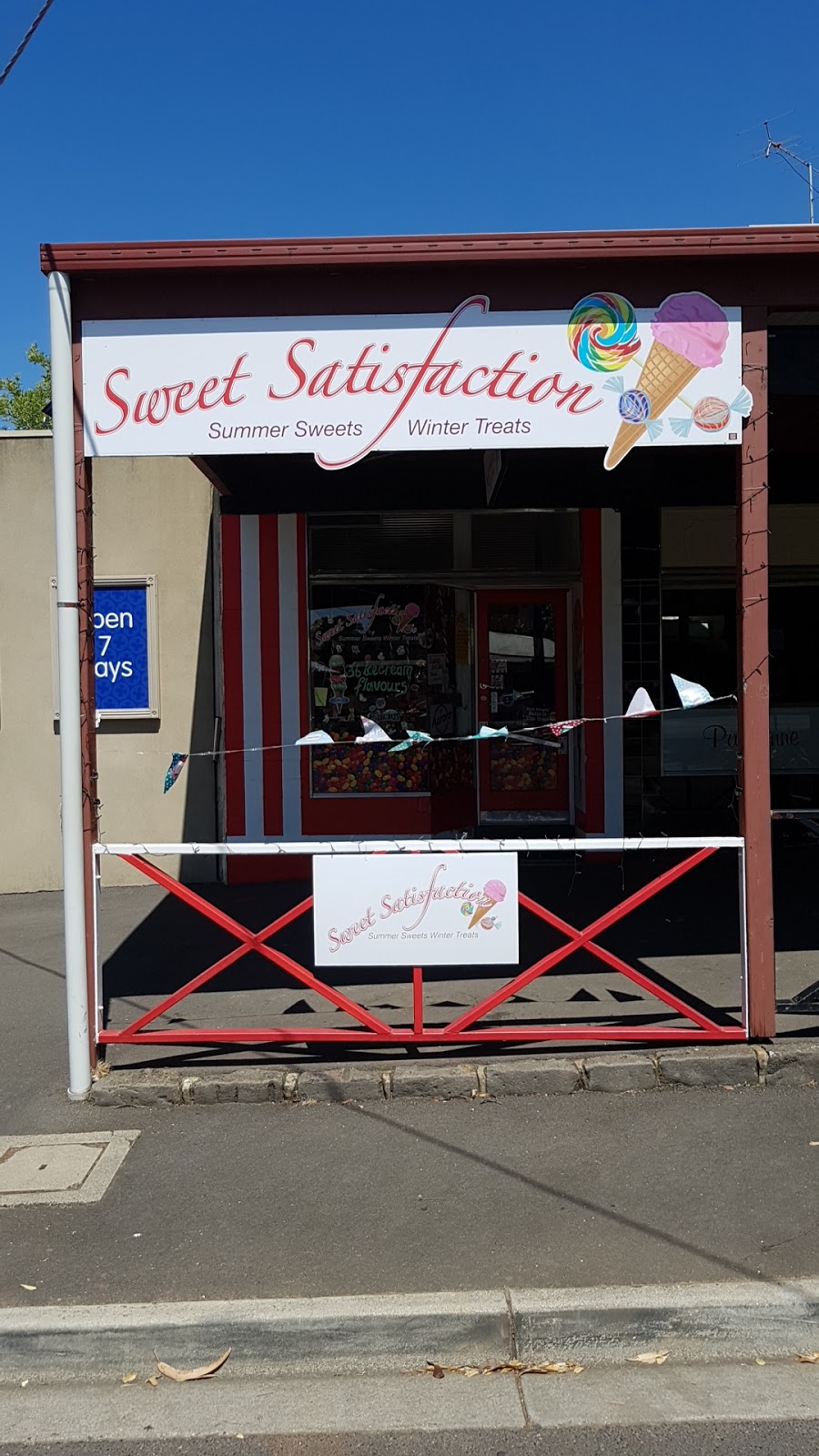 Sweet Satisfaction | cafe | 148 High St, Kyneton VIC 3444, Australia | 0401603160 OR +61 401 603 160
