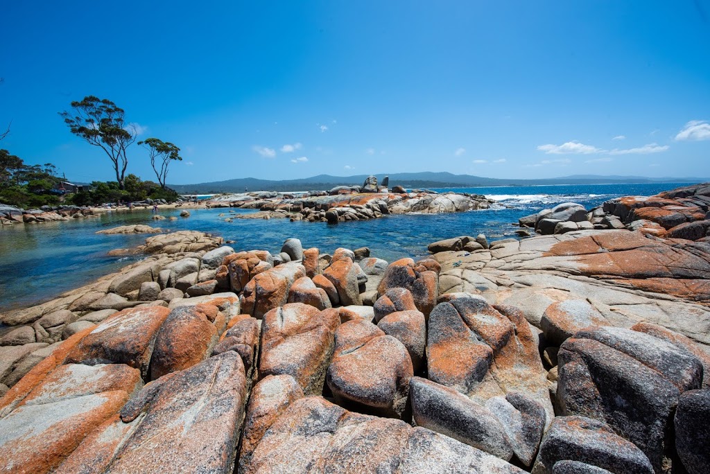 Skeleton Bay Reserve | park | 14-16 Main Rd, Binalong Bay TAS 7216, Australia