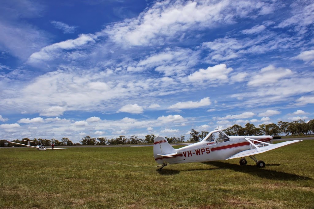 Warwick Gliding Club | 89 Massie Bony Mountain Rd, Massie QLD 4370, Australia | Phone: (07) 3077 6973