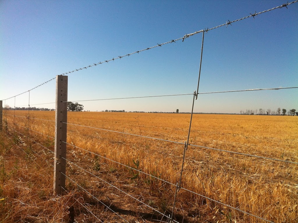 Lightning Fence Droppers | 53 Holland St, Northgate QLD 4013, Australia | Phone: 1800 177 615