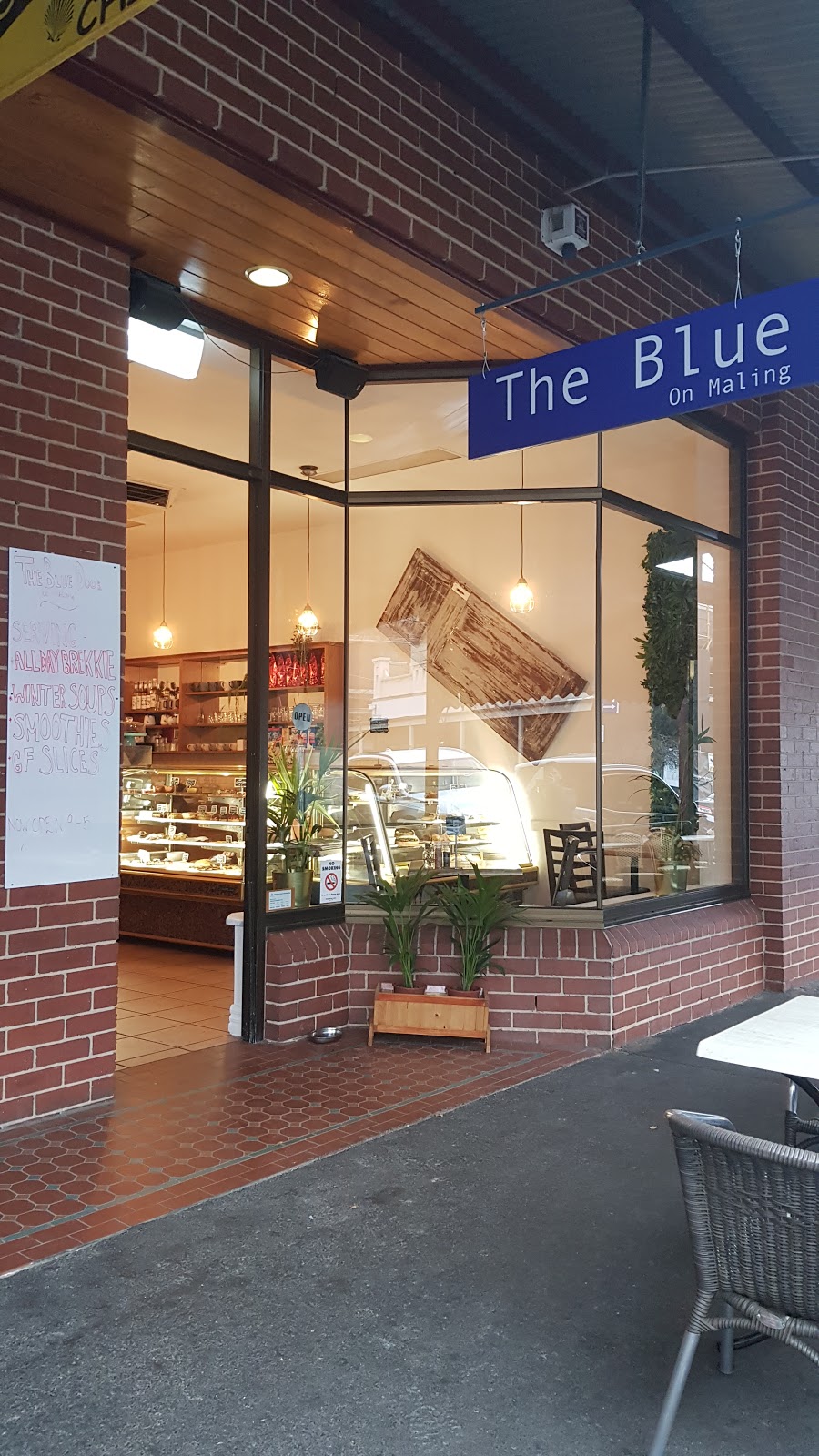 The Blue Door On Maling | cafe | 68 Maling Rd, Canterbury VIC 3126, Australia | 0398305004 OR +61 3 9830 5004