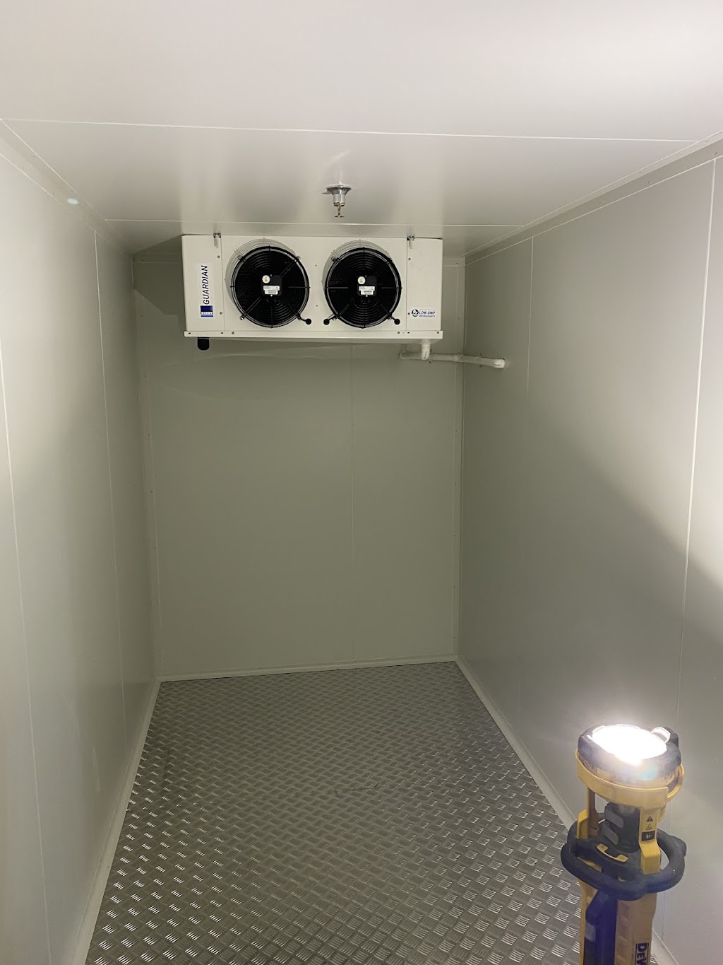 Blizzard coolrooms | 8 Janessa Dr, Clyde North VIC 3978, Australia | Phone: 0413 814 431
