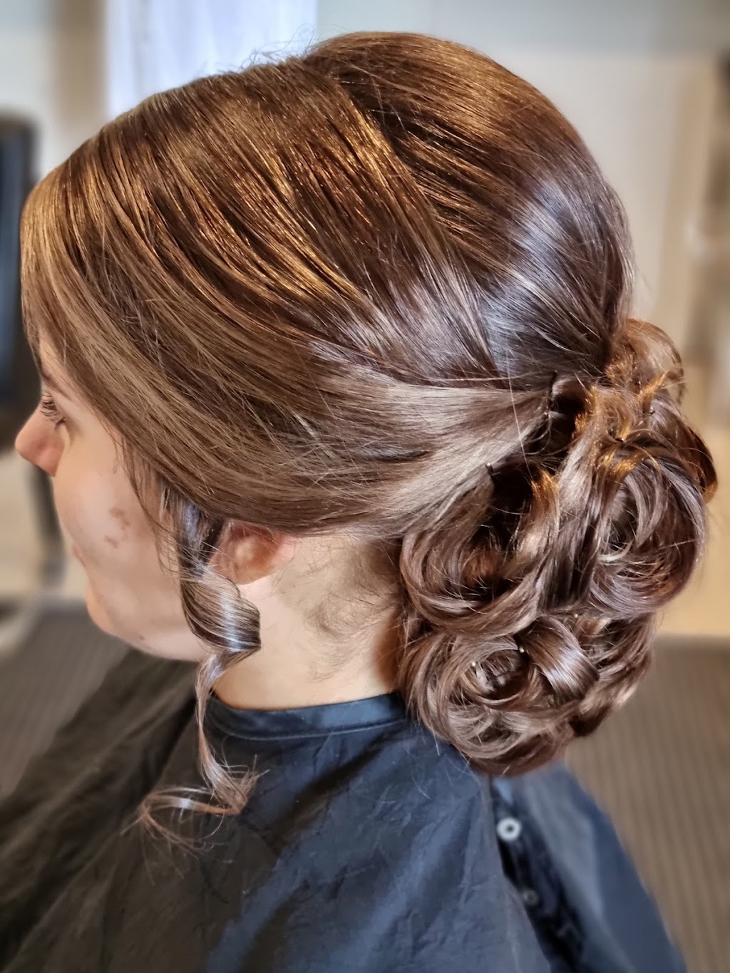 All Dolled Up Hair and Beauty | 64 Wellesley St, Wellington Point QLD 4160, Australia | Phone: 0433 841 080