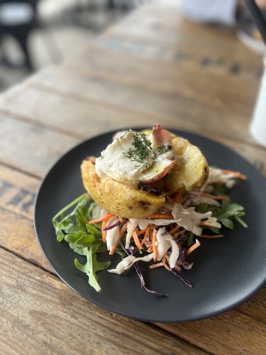 White Wolf Cafe | 156 Colby Dr, Belgrave South VIC 3160, Australia | Phone: 0493 589 761