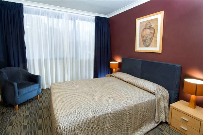 The Windsor Castle Hotel | 78 Lawes St, East Maitland NSW 2323, Australia | Phone: (02) 4933 7276
