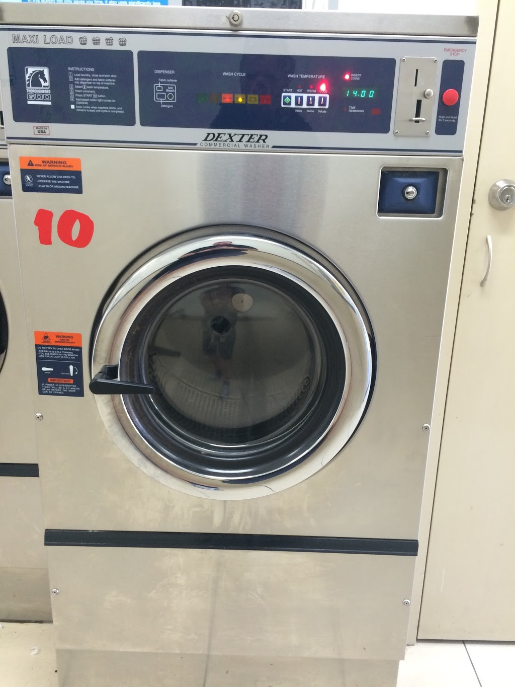 Eagleby Laundromat | laundry | 3/116-120 River Hills Rd, Eagleby QLD 4207, Australia | 1300362233 OR +61 1300 362 233