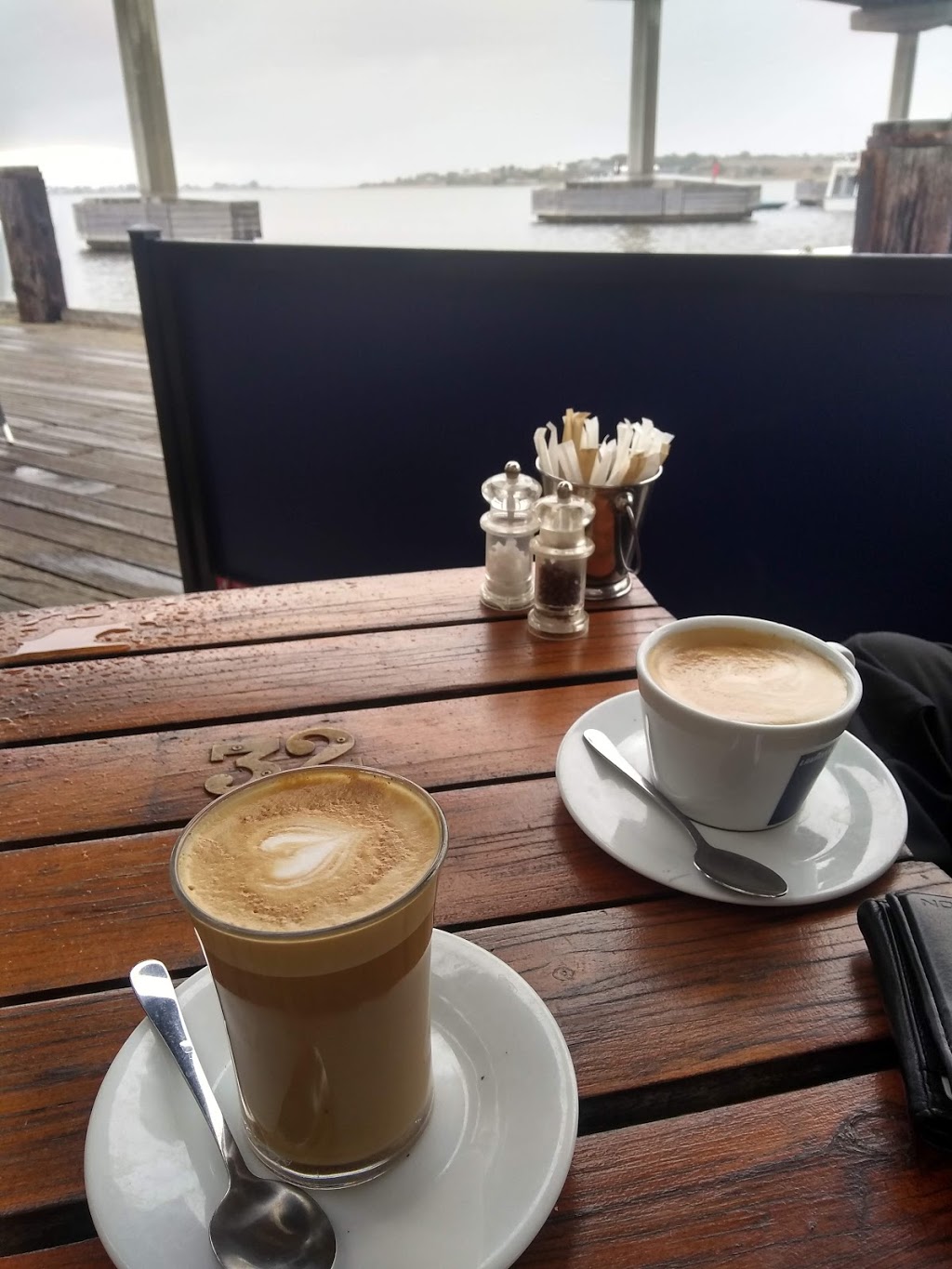 Hectors on the Wharf | cafe | 1 Cutting Rd, Goolwa SA 5214, Australia | 0885555885 OR +61 8 8555 5885