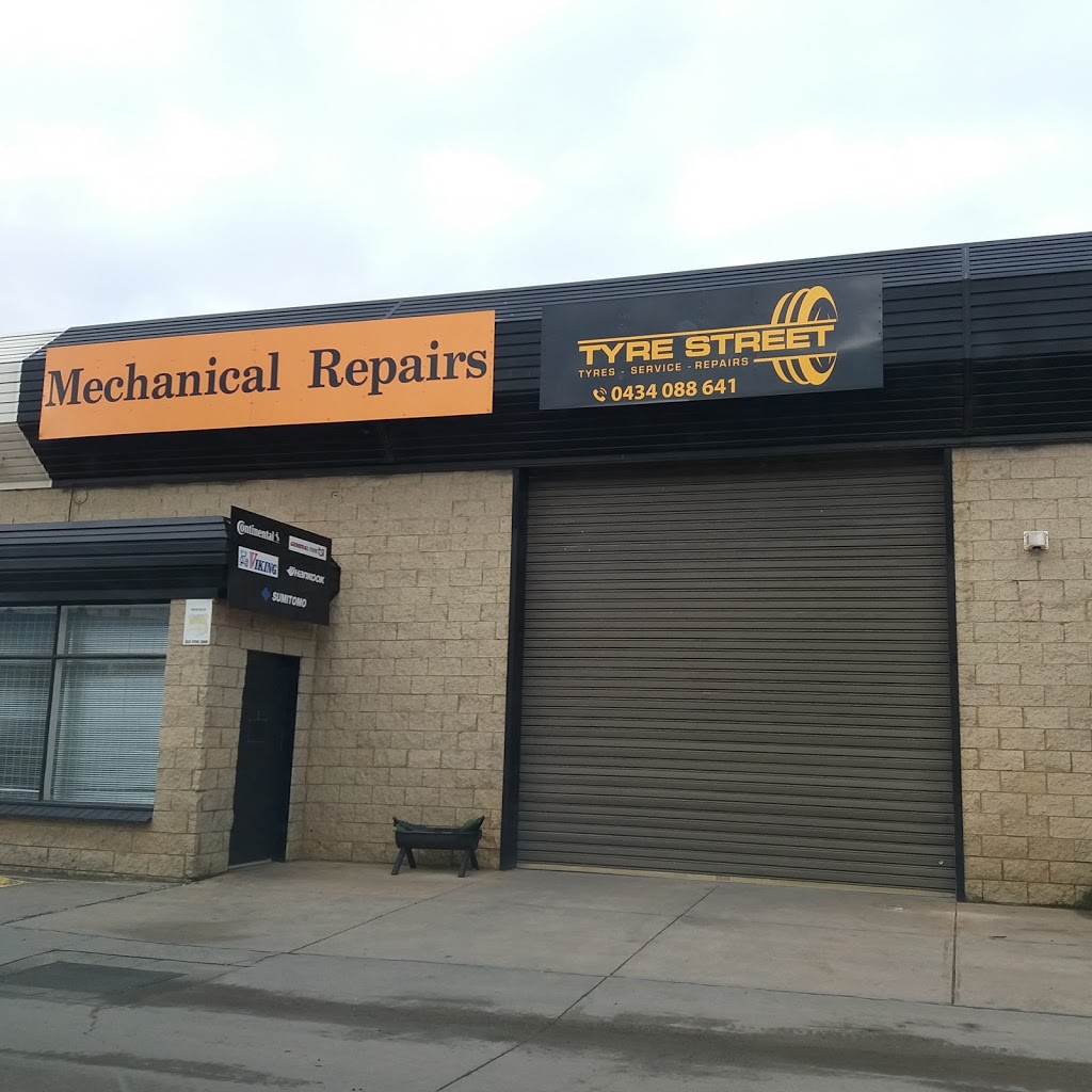 Tyre Street Pty Ltd | 5/25-35 Cranbourne Rd, Narre Warren VIC 3805, Australia | Phone: 0434 088 641