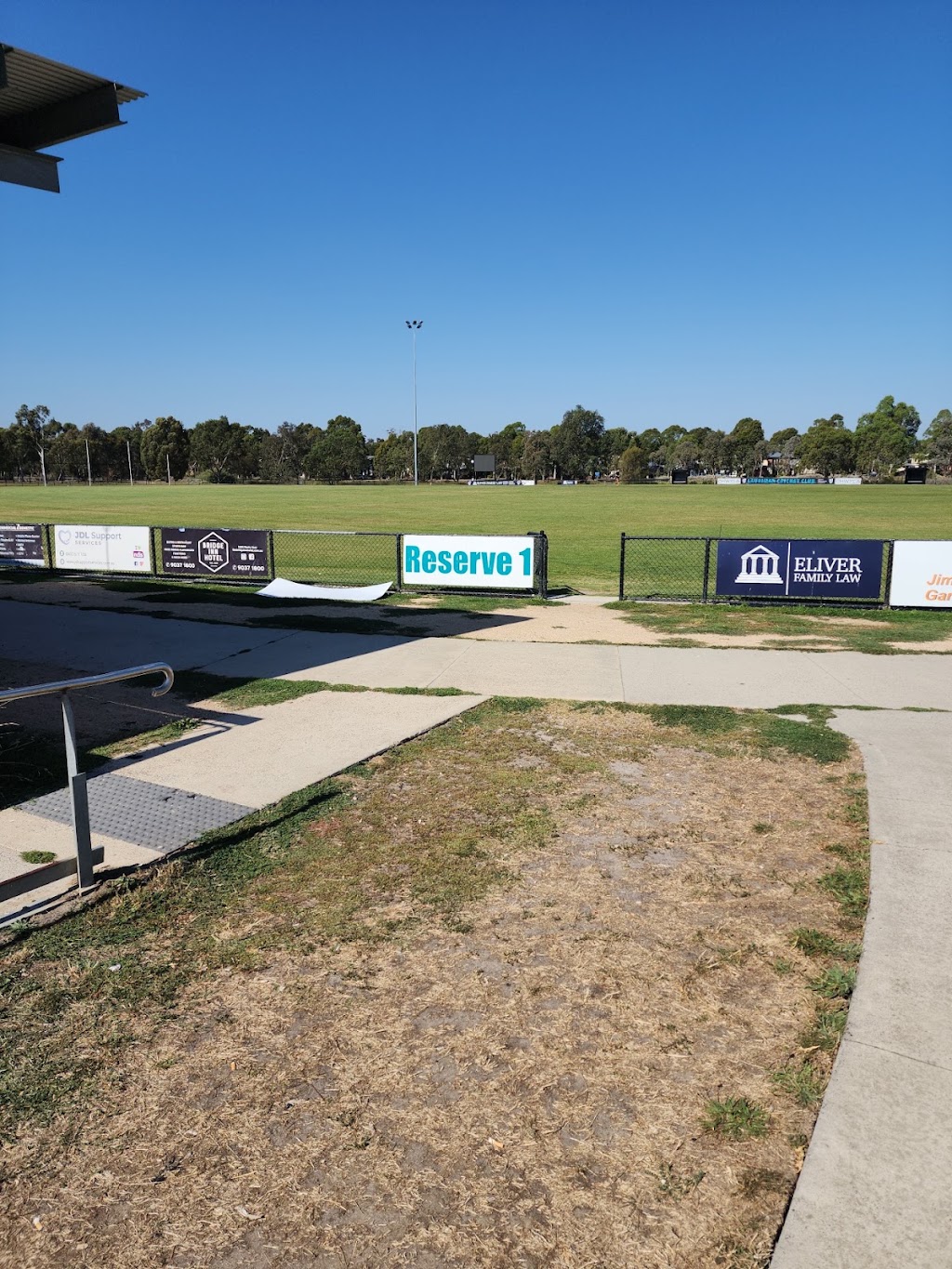 Laurimar Cricket Club Inc. | Montville St, Doreen VIC 3754, Australia | Phone: 0439 430 304