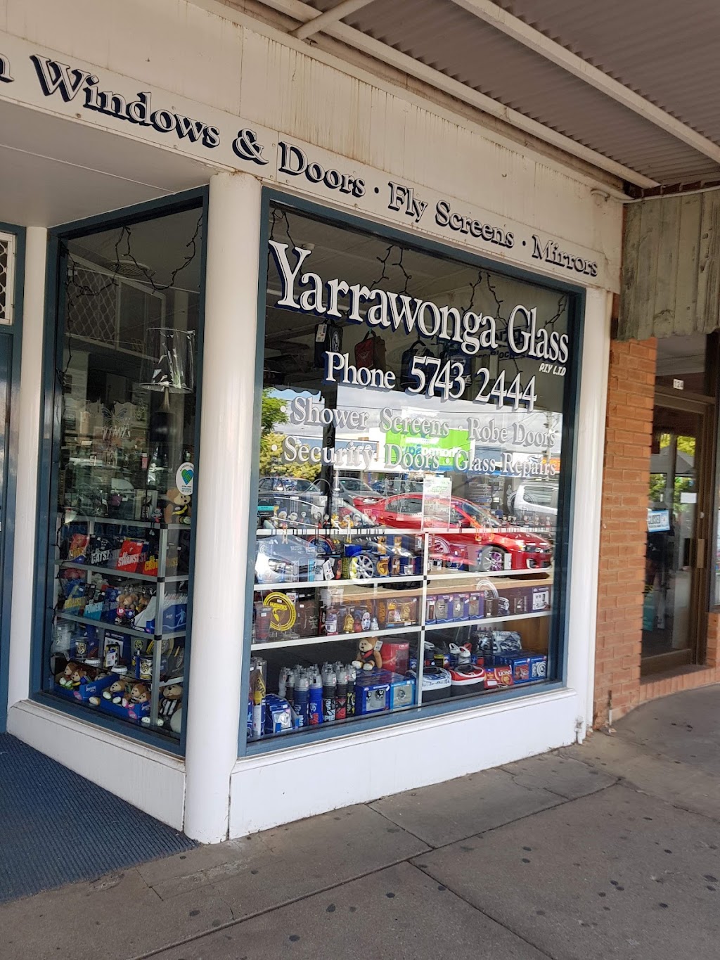 Yarrawonga Glass | 122 Belmore St, Yarrawonga VIC 3730, Australia | Phone: (03) 5743 2444