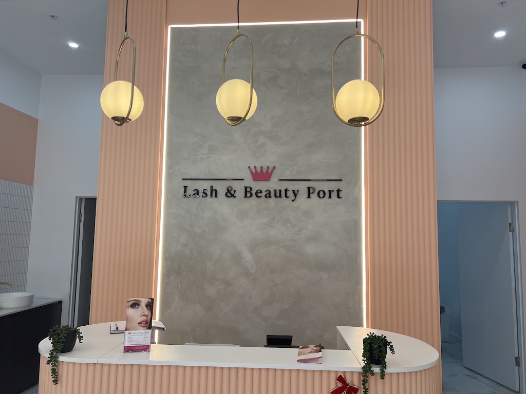 Lash & Beauty Port | Centre, 590 Bridge Inn Rd, Mernda VIC 3754, Australia | Phone: 0449 646 675