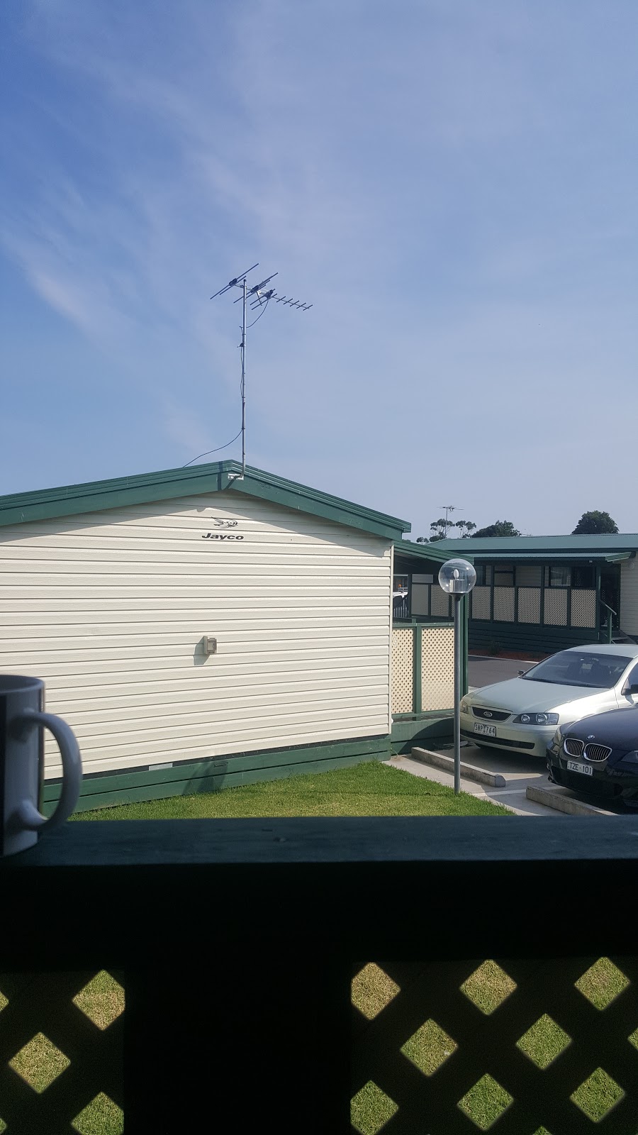 Log Cabin Park Accommodation | 355 McClelland Dr, Langwarrin VIC 3910, Australia | Phone: (03) 9789 7987