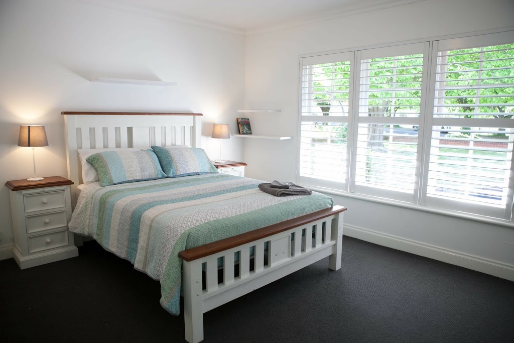 Allambee House Hahndorf | 1 Windsor Ave, Hahndorf SA 5245, Australia | Phone: 0403 310 192