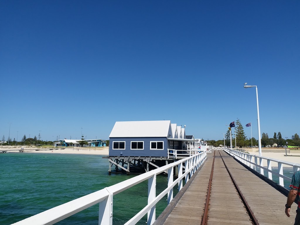 Underwater Observatory | Busselton WA 6280, Australia | Phone: (08) 9754 0900