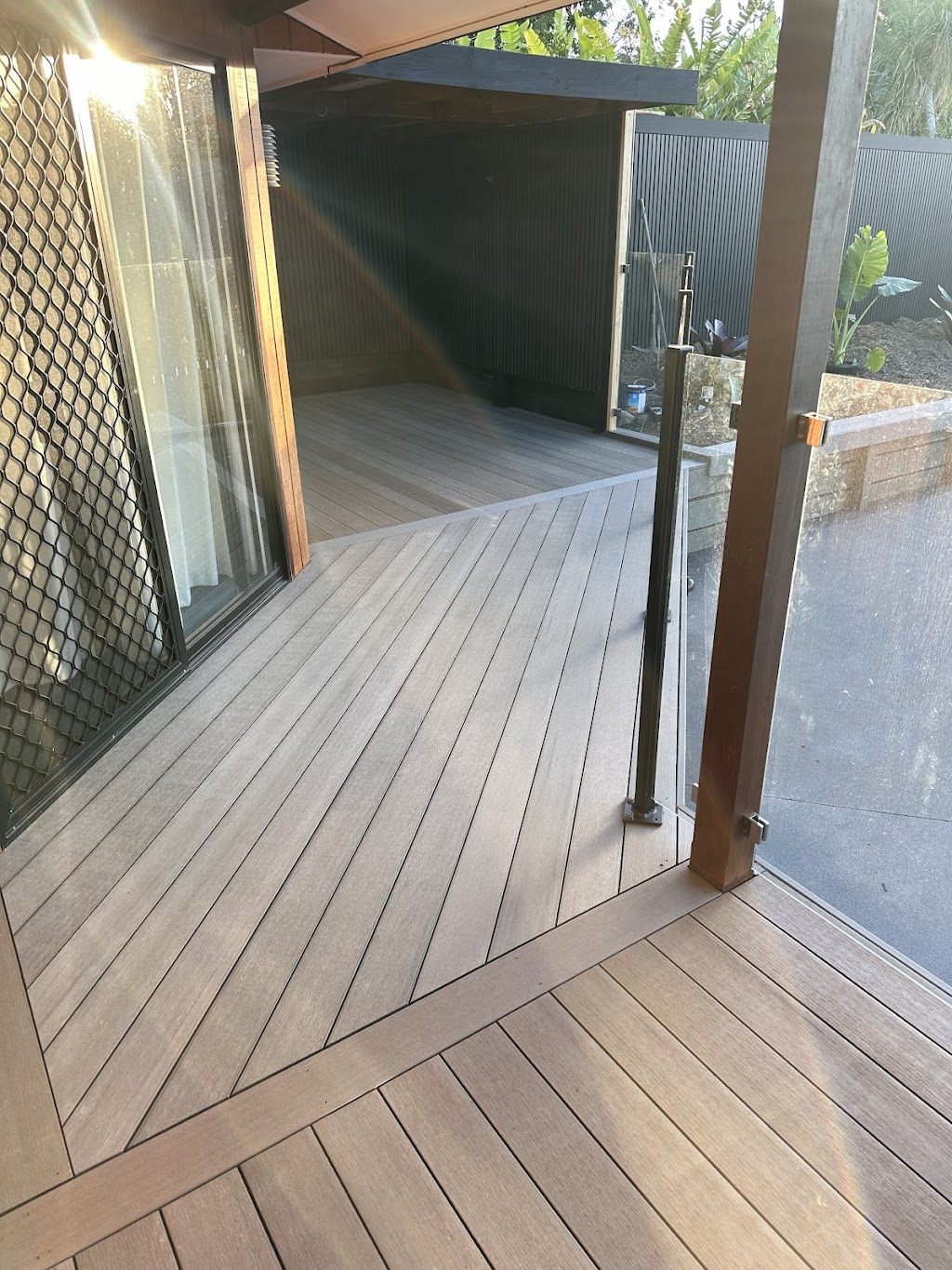 Dynamic decking | 17 Blind Rd, Nelson NSW 2765, Australia | Phone: 0415 748 887