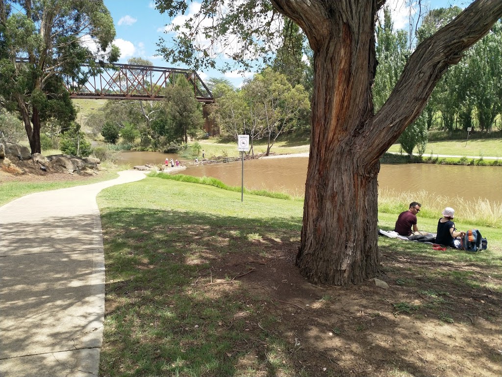 Oconnor Park | park | 12 Laidlaw St, Yass NSW 2582, Australia