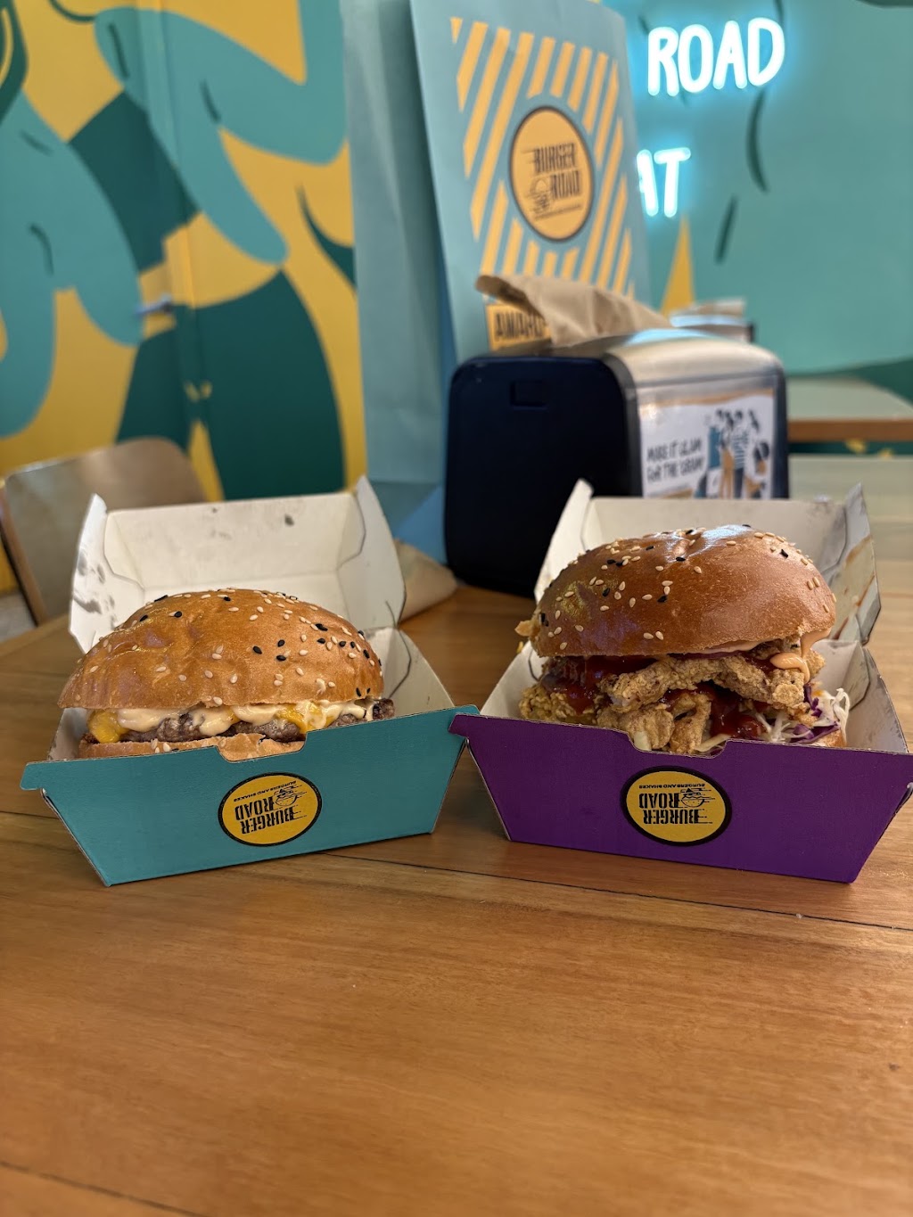 Burger Road Mernda | Shop 9/180 Riverdale Bvd, Mernda VIC 3754, Australia | Phone: 0404 165 153