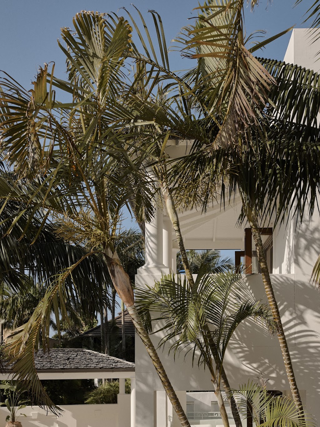 Raes Guesthouses | Unit 1/3 Marine Parade, Byron Bay NSW 2481, Australia | Phone: (02) 6685 5366