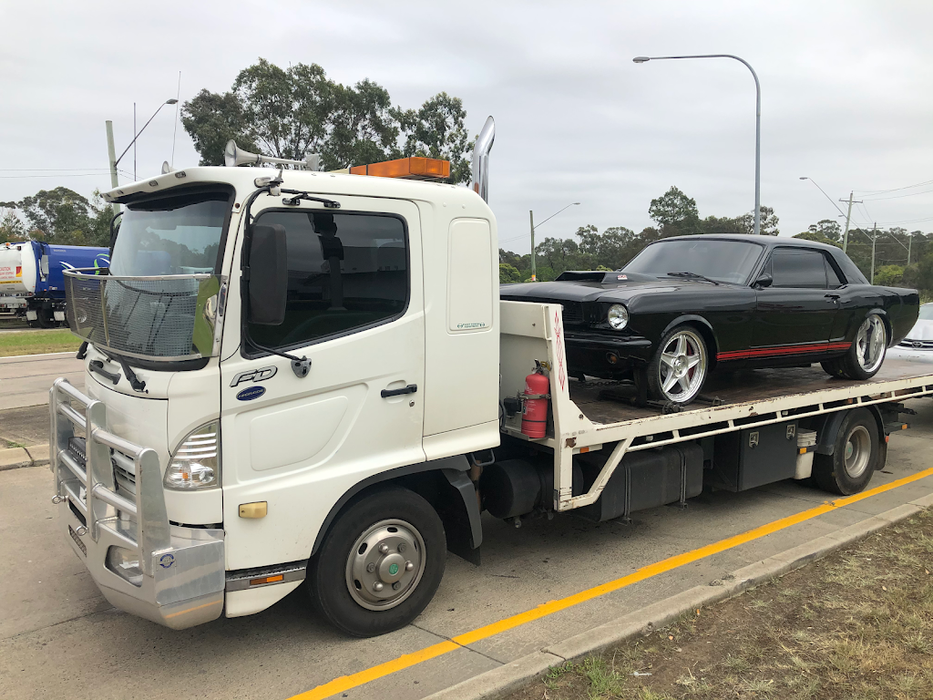 Moorebank towing service | Yulong Cl, Moorebank NSW 2170, Australia | Phone: (02) 9821 2999