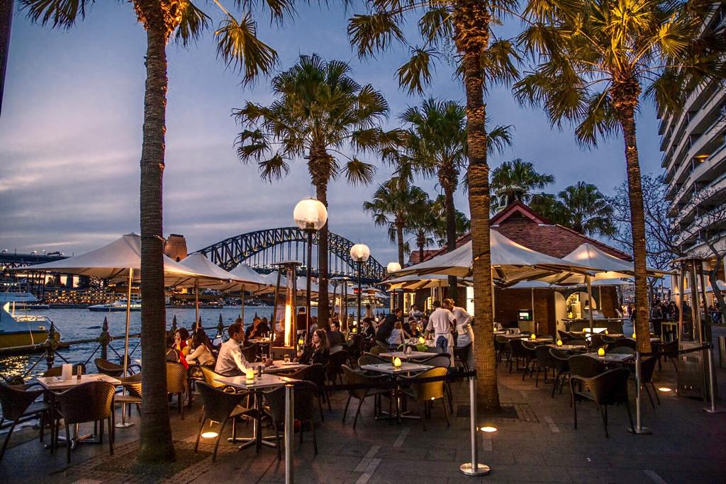 Sydney Cove Oyster Bar | 1 Circular Quay East, Sydney NSW 2000, Australia | Phone: (02) 9247 2937