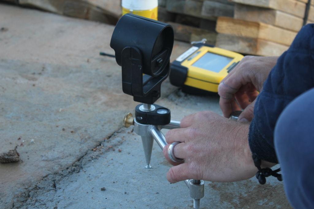 Dixon Surveying Pty Ltd | Hideaway Pl, Port Macquarie NSW 2444, Australia | Phone: 0418 396 788