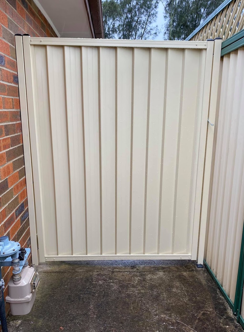 Glovers Fencing | 27 Foxwood Ave, Quakers Hill NSW 2763, Australia | Phone: 0481 279 841