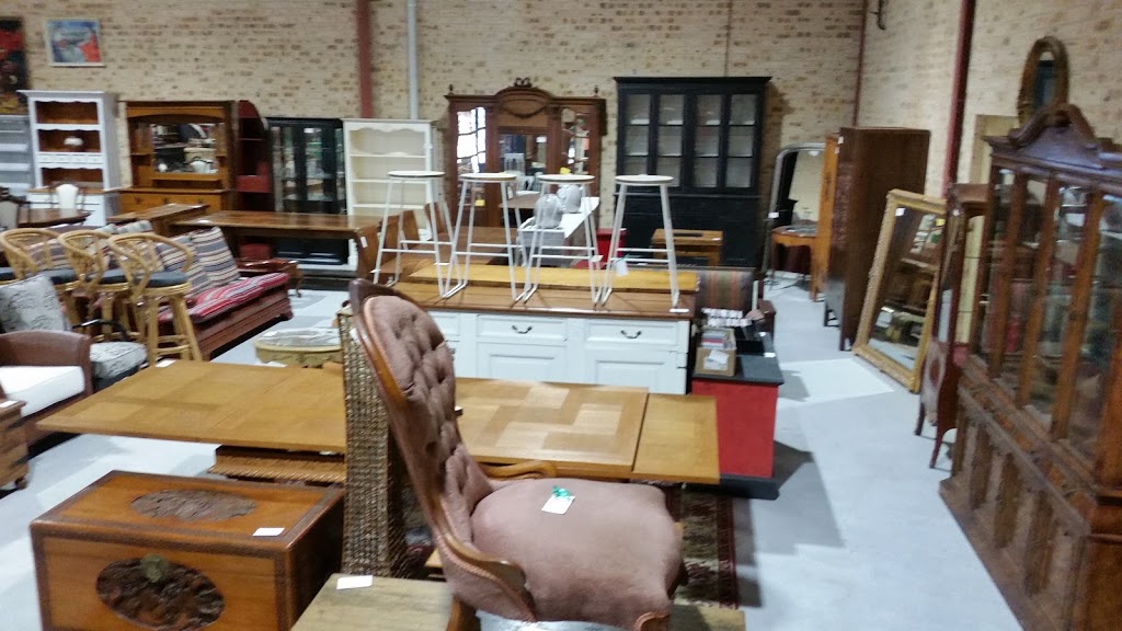 Aladdins Cave Emporium | furniture store | 4 Browns Rd, Nowra NSW 2541, Australia