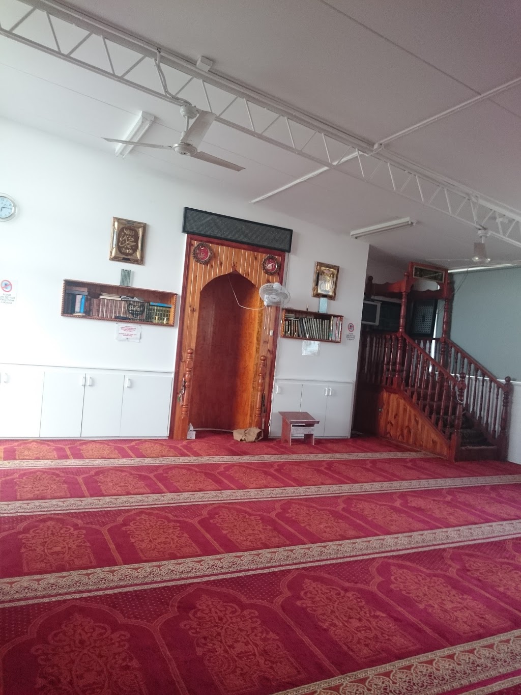 Omar-Farooq Mosque | mosque | 14 Photinia St, Doveton VIC 3177, Australia | 0397017300 OR +61 3 9701 7300