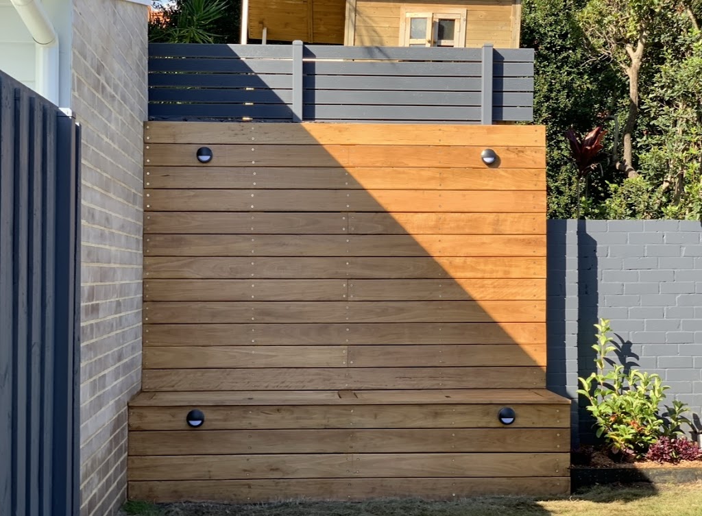 Rivers decking and landscaping | Broken Head Rd, Broken Head NSW 2481, Australia | Phone: 0430 535 771