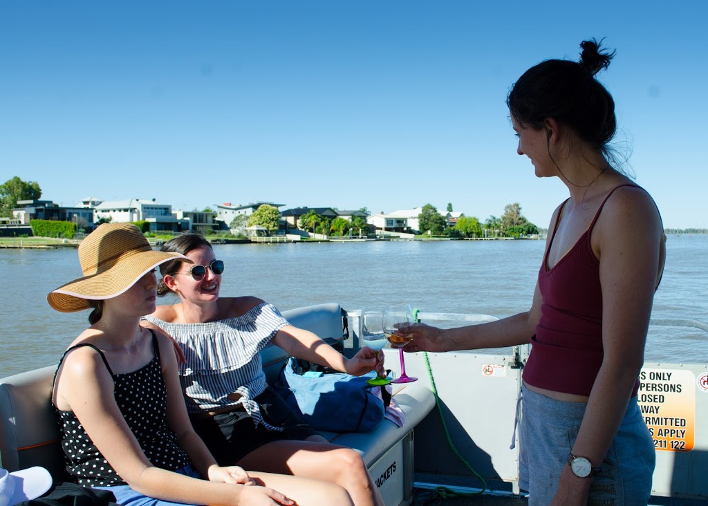 Lake Mulwala Barby Boats | 1 Inglis St, Mulwala NSW 2647, Australia | Phone: 0419 211 122