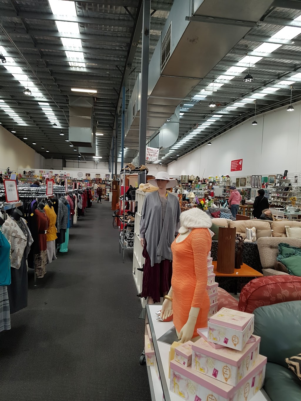 Salvos Stores Cranbourne | store | Home Maker Centre, 10a/350 Gippsland Highway, Cranbourne North VIC 3977, Australia | 0359957487 OR +61 3 5995 7487
