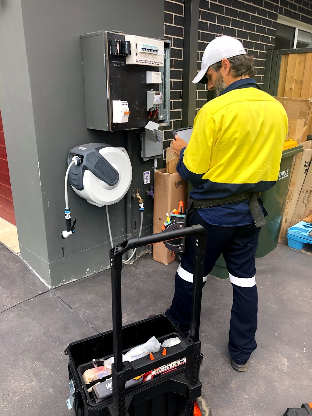 Electrician in Silverwater 24hrs ontime level 2 ASP | electrician | 8/20-30 Stubbs St, Silverwater NSW 2128, Australia | 0488827961 OR +61 488 827 961