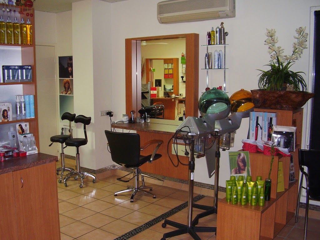 Pure Hair at Seaside | hair care | 2 Merchants Parade, Marcoola QLD 4564, Australia | 0754507022 OR +61 7 5450 7022