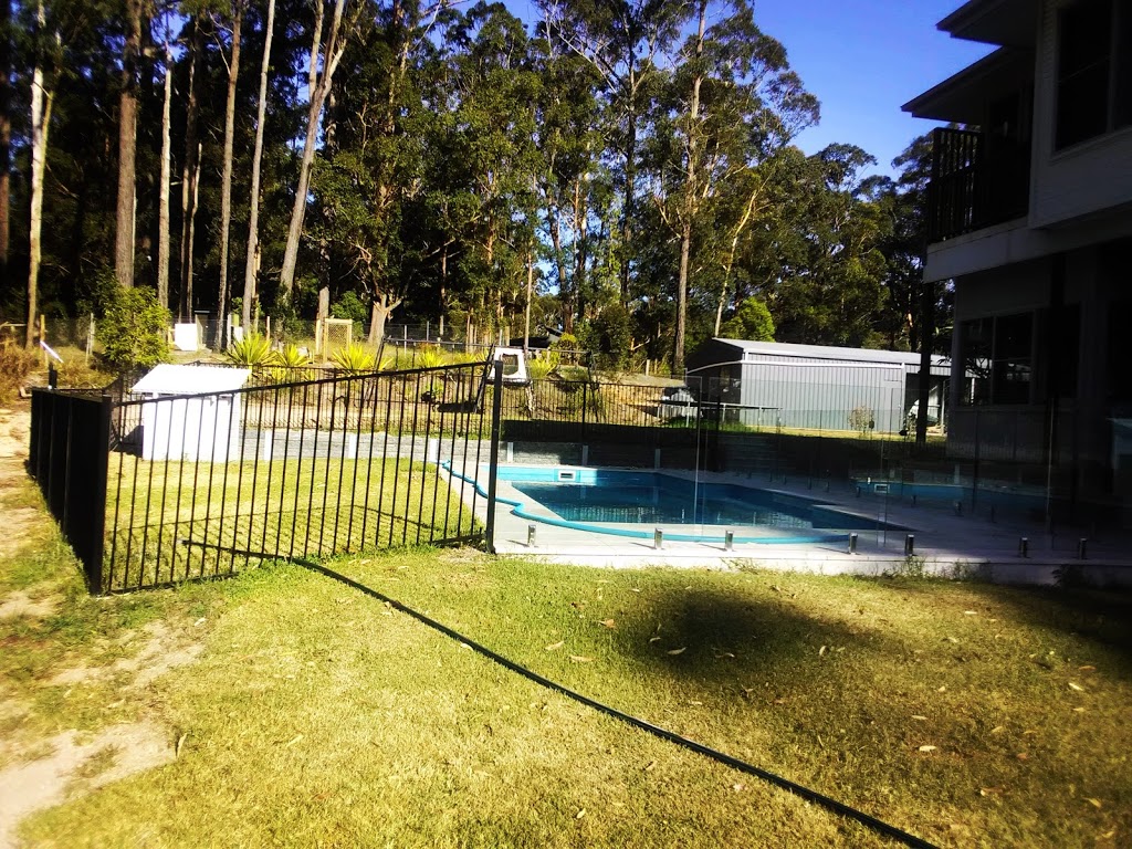 ANSCO POOL FENCING | general contractor | 1 Meadowview Dr, Cundletown NSW 2430, Australia | 0423822837 OR +61 423 822 837