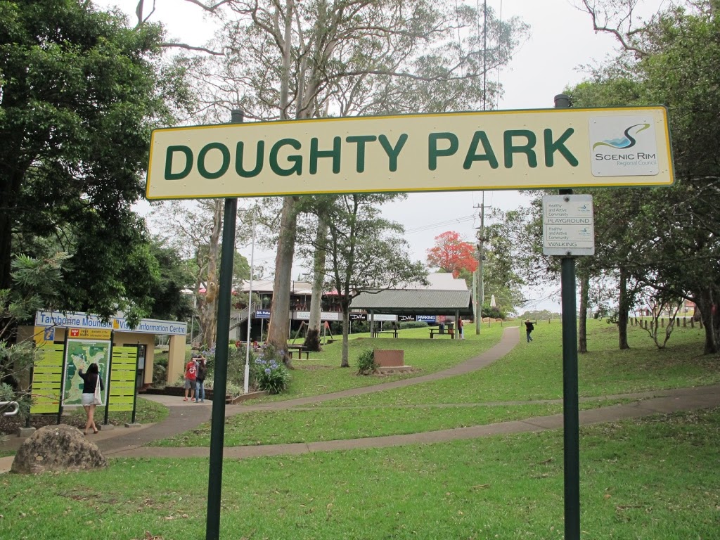 Tamborine Mountain Visitor Information Centre | 3 Main Western Rd, Tamborine Mountain QLD 4272, Australia | Phone: (07) 5545 3200