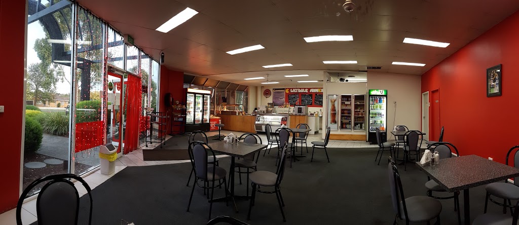 Lilydale Munchies | cafe | 7/75 Cave Hill Rd, Lilydale VIC 3140, Australia | 0397395675 OR +61 3 9739 5675