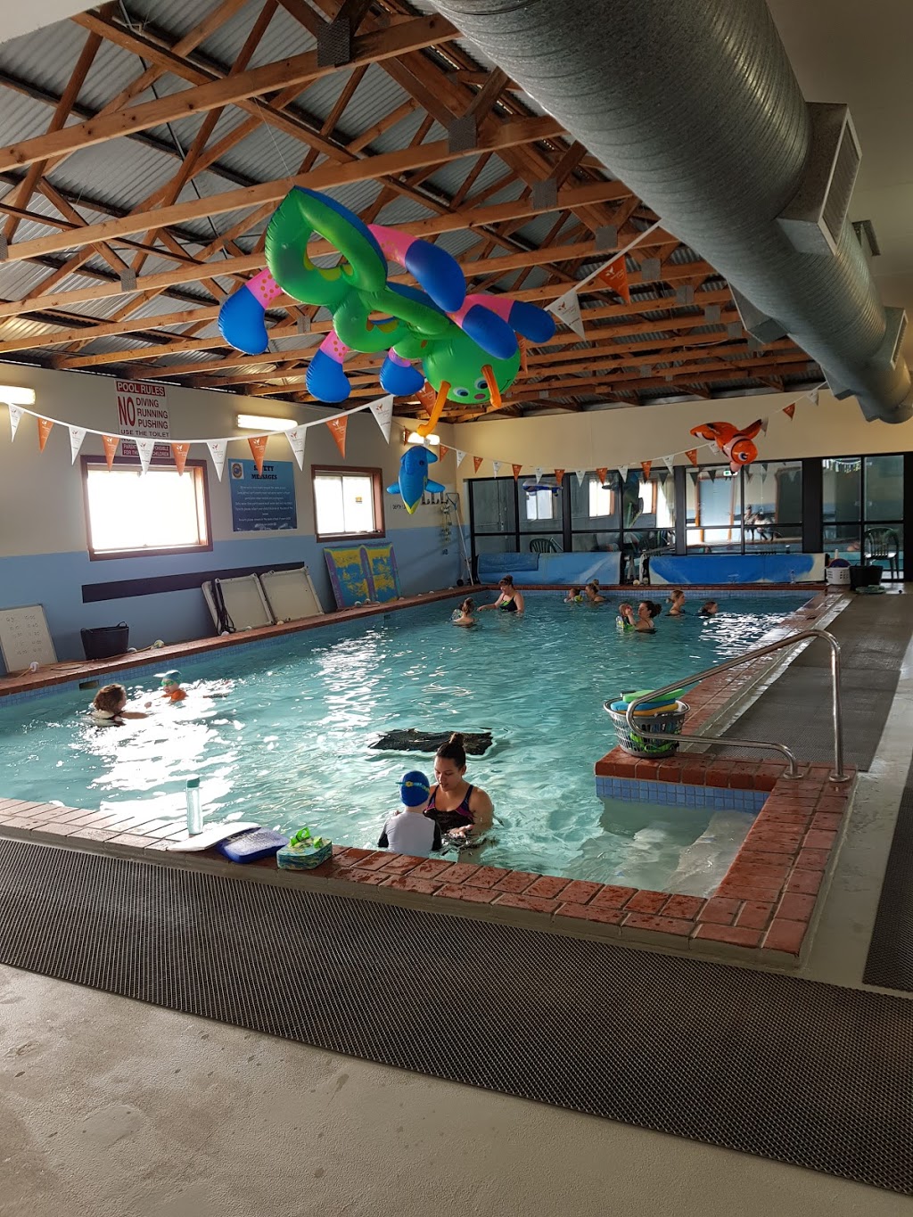 Leopold Swim School | school | Melaluka Rd &, Cypress Cres, Leopold VIC 3224, Australia | 0352501457 OR +61 3 5250 1457