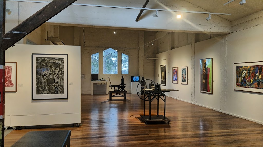 Incinerator Gallery | art gallery | 180 Holmes Rd, Aberfeldie VIC 3040, Australia | 0383251750 OR +61 3 8325 1750