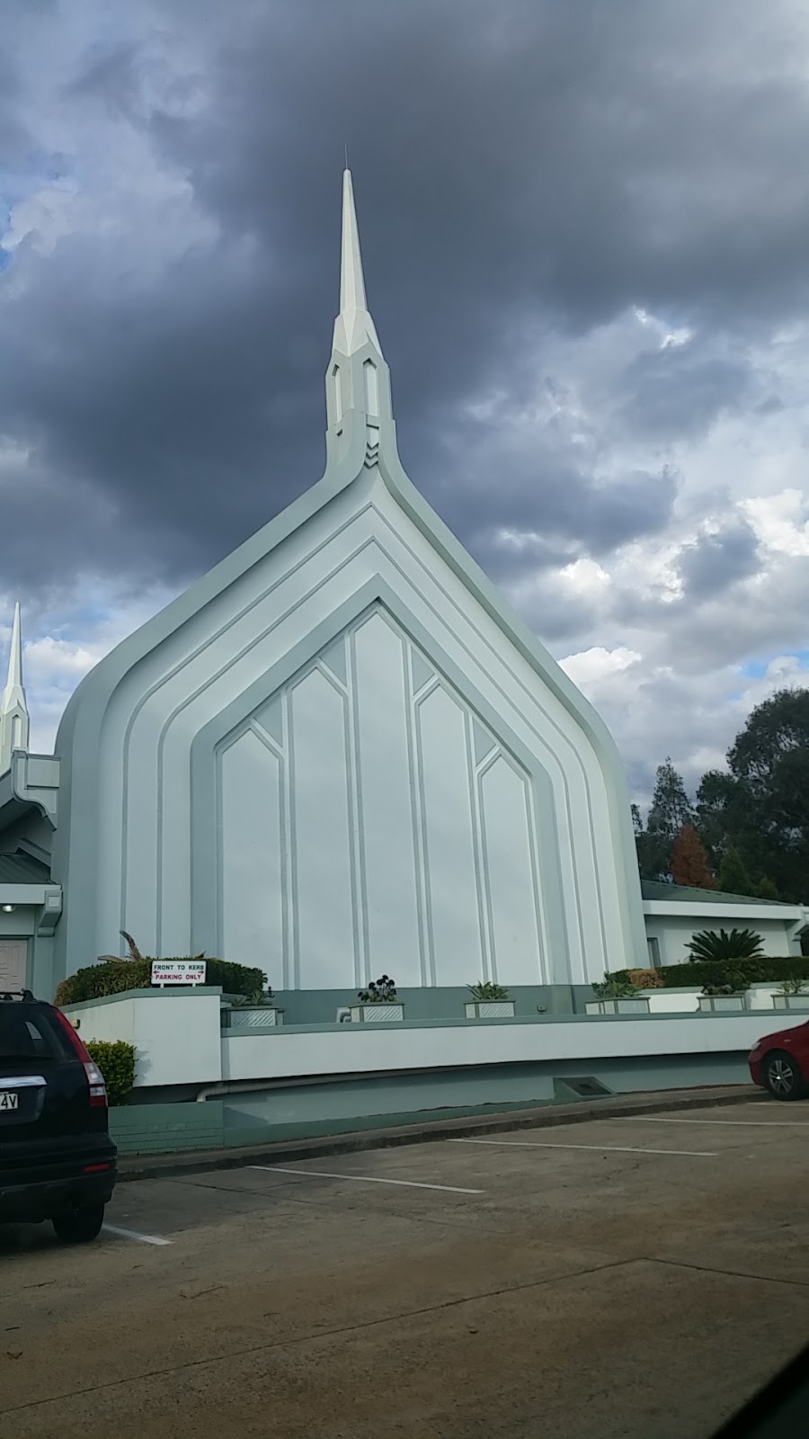 Iglesia Ni Cristo | church | 27 Eskdale St, Minchinbury NSW 2770, Australia | 0298323838 OR +61 2 9832 3838